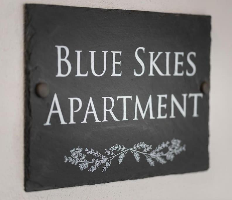 Blue Skies Apartment - Harbour Views Торки Екстериор снимка